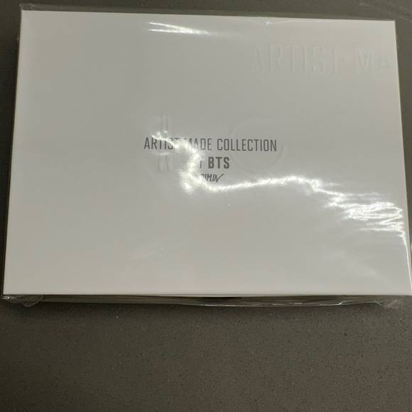 BTS Jimin - Earring *BRAND NEW* - Picture 2 of 4